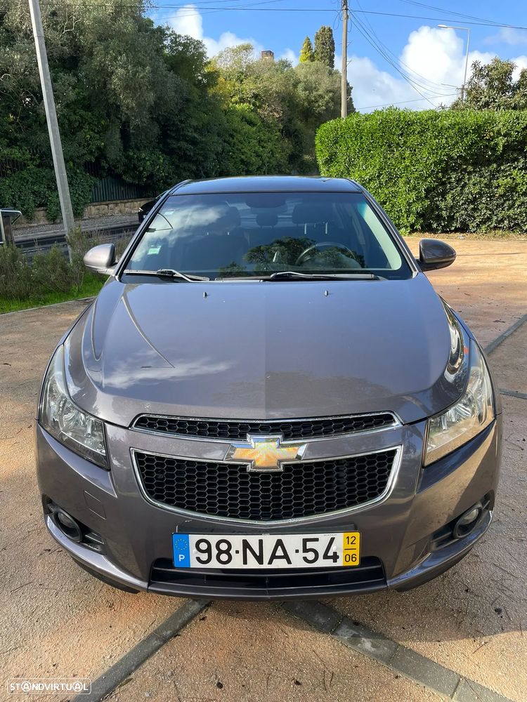 Chevrolet Cruze 1.6 LT - 1