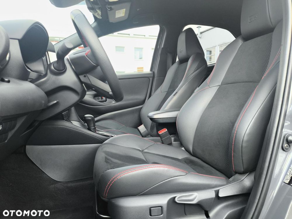 Toyota Yaris Hybrid 1.5 GR Sport - 15
