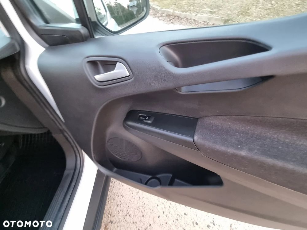 Ford TRANSIT COURIER - 26