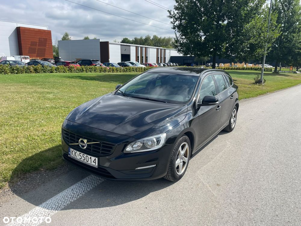 Volvo V60 D2 Drive-E Dynamic Edition (Kinetic) - 1