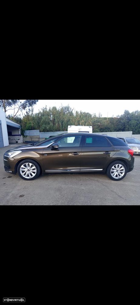 Citroën DS5 2.0 HDi Hybrid4 So Chic CMP6 - 1