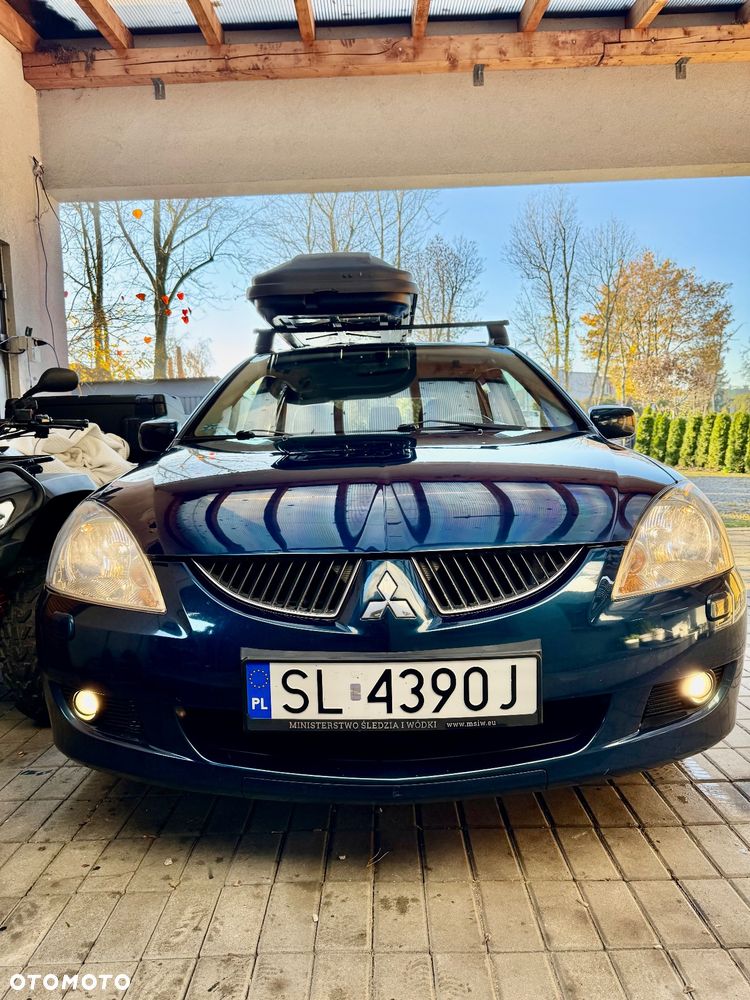 Mitsubishi Lancer Kombi 2.0 Comfort - 11