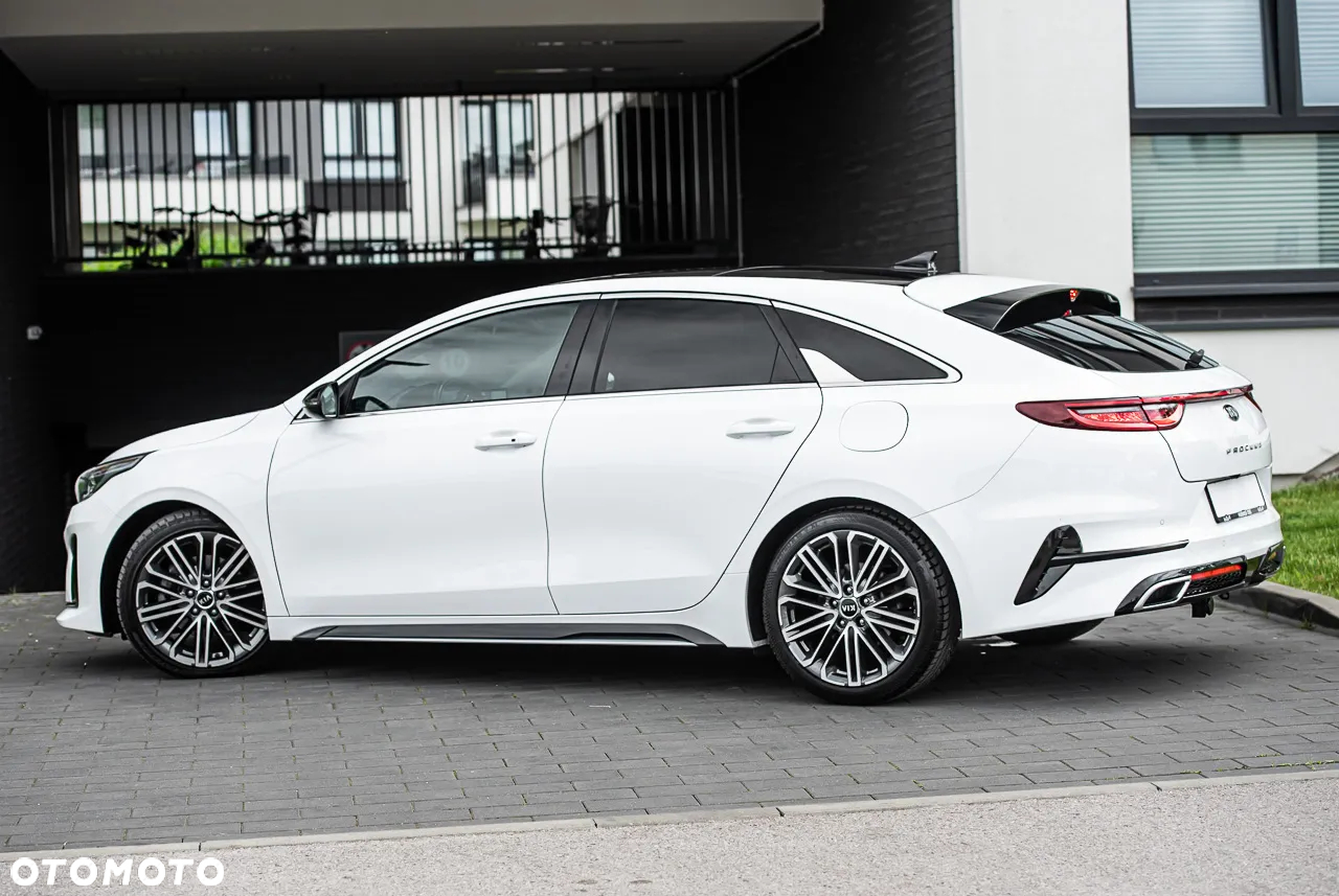Kia ProCeed 1.5 T-GDI GT Line DCT - 10