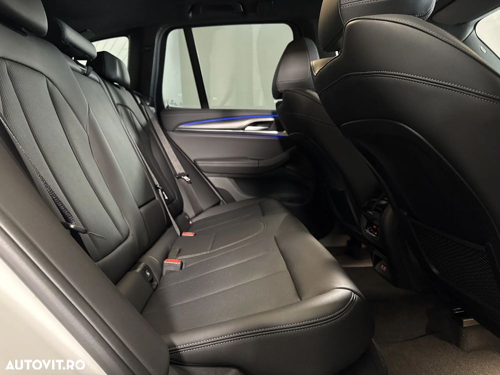 BMW X3 xDrive20d AT MHEV - 13