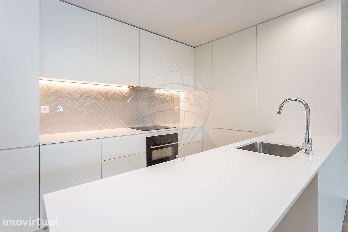 Apartamento T3 para arrendamento - Grande imagem: 2/42