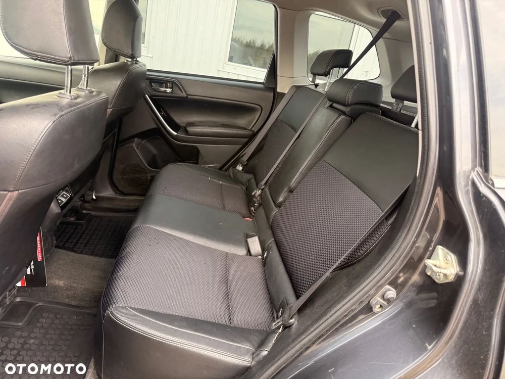 Subaru Forester 2.0 i Platinum Lineartronic - 17