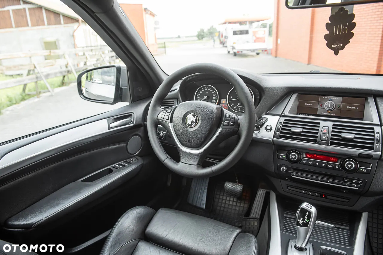 BMW X5 xDrive35d - 24