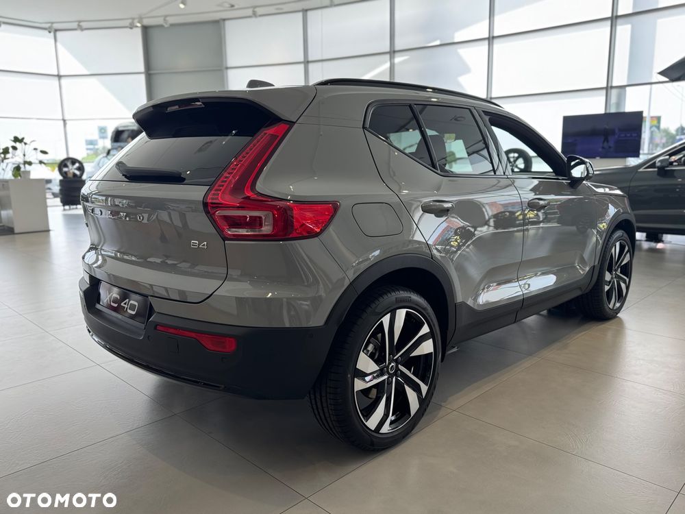 Volvo XC 40 B4 Ultra Dark - 5