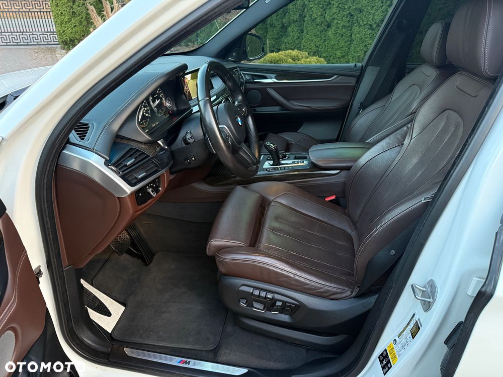 BMW X5 xDrive50i Sport-Aut - 7