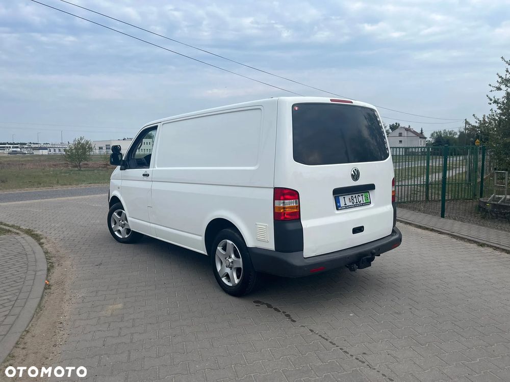 Volkswagen Transporter T5 - 15