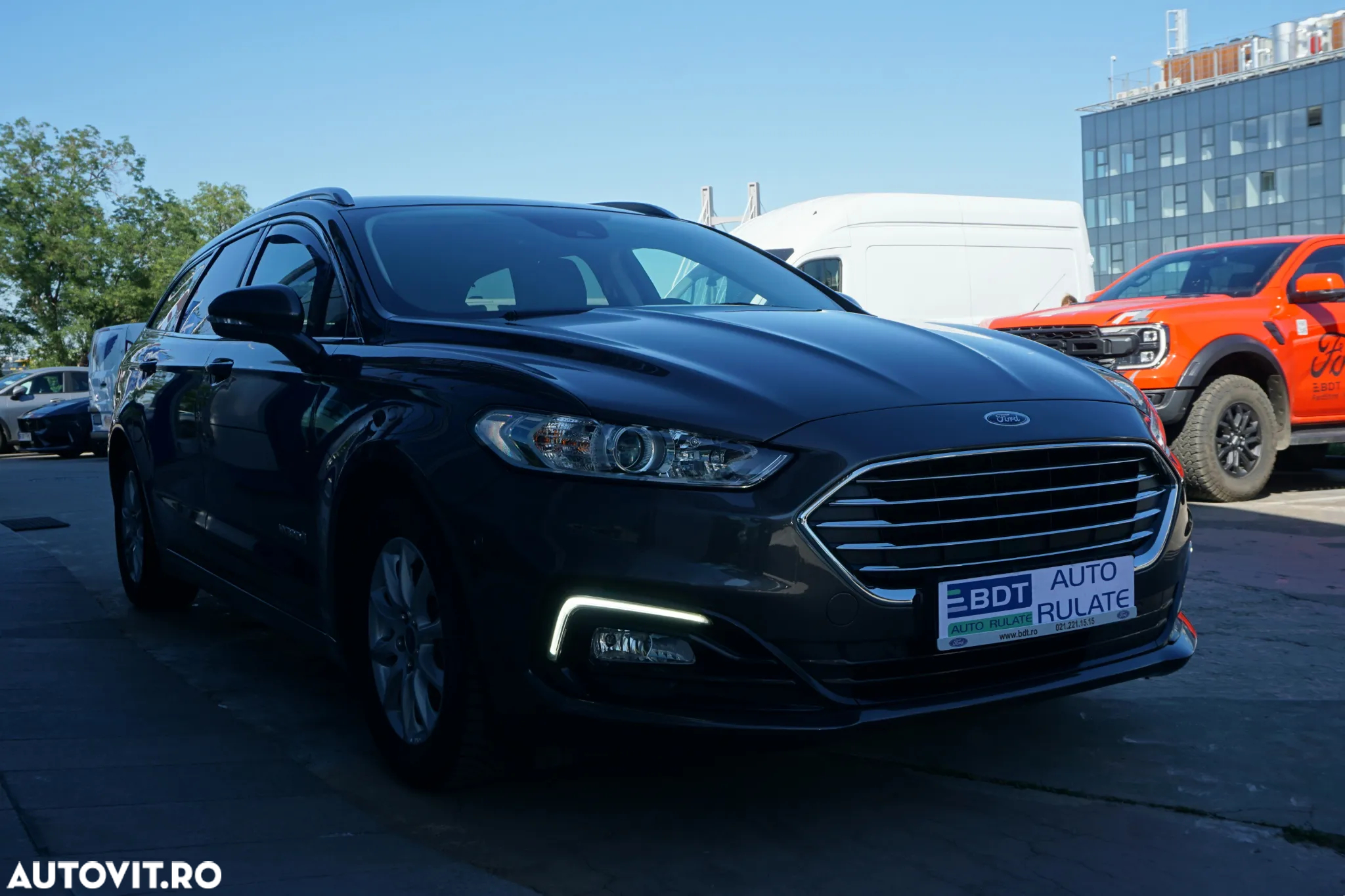 Ford Mondeo 2.0 HEV Titanium - 3
