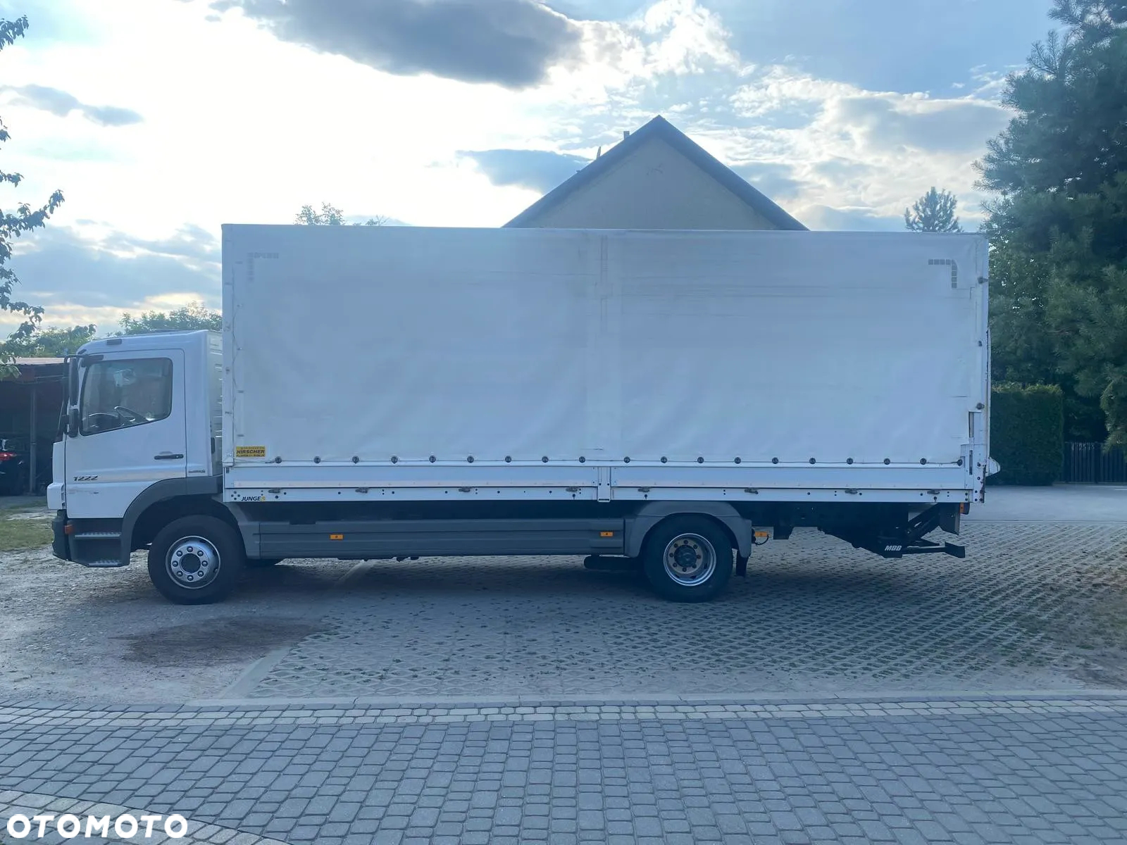 Mercedes-Benz Mercedes-Benz ATEGO 1222 / PLANDEKA + WINDA / 515.000 km / EURO 5 / z NIEMIEC - 3