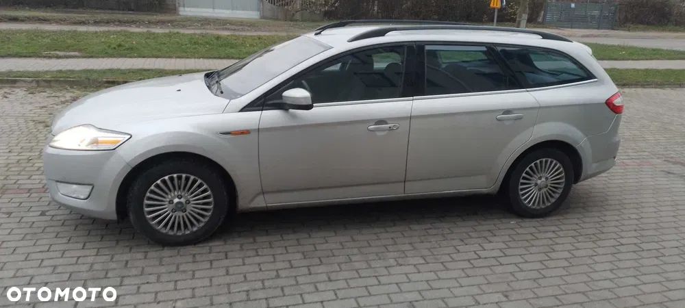 Ford Mondeo 2.0 FF Titanium - 1