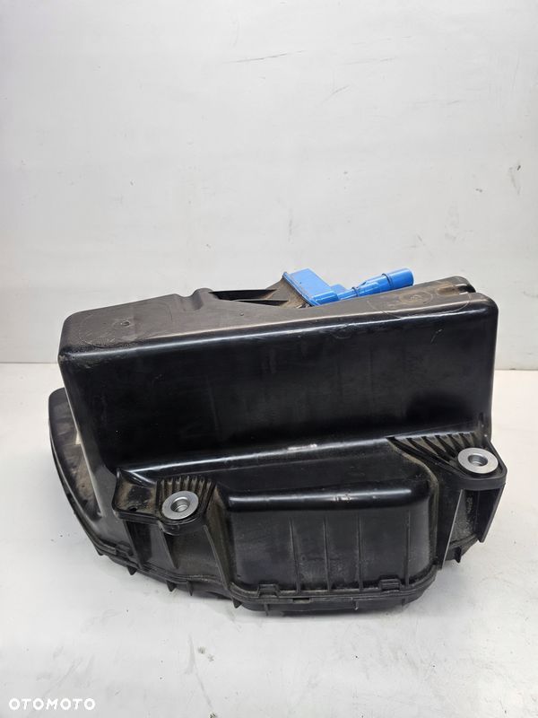 ZBIORNIK POMPA PŁYNU ADBLUE AUDI A4 B9 A5 8W 8W0131878BT 8W0131969N - 4