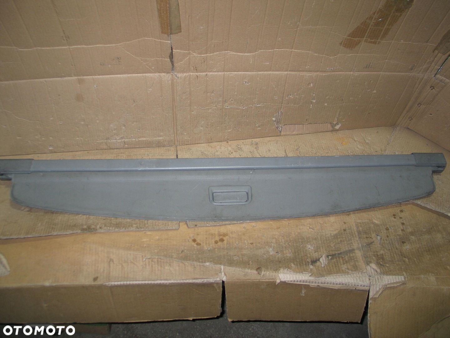 roleta bagaznika vw touran 03-10r. 5 os. 1T0867871S szara - 1