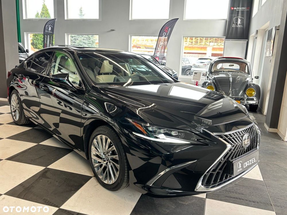 Lexus ES - 6