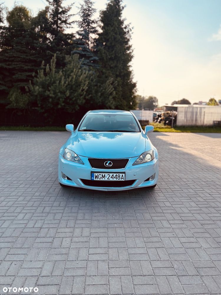 Lexus IS 220 D Prestige - 2