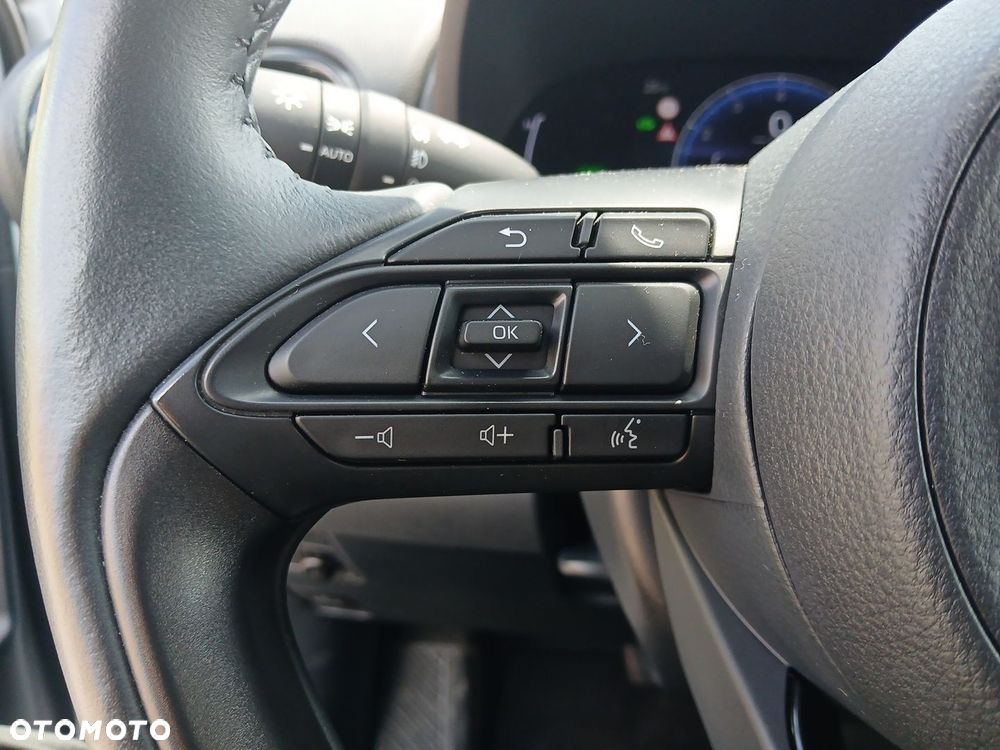 Toyota Yaris Hybrid 1.5 Style - 28