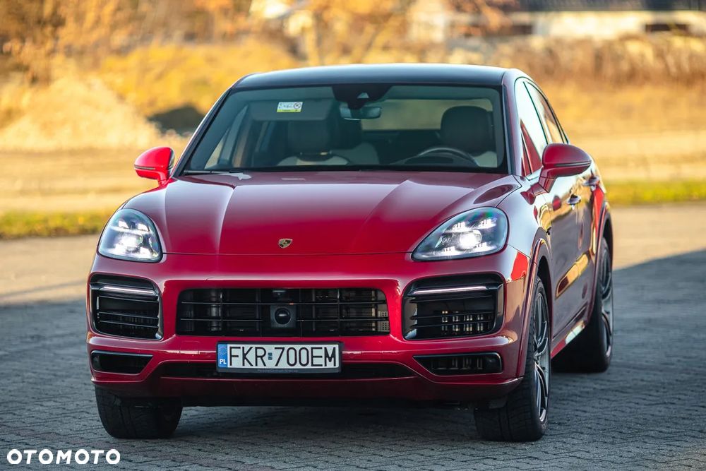 Porsche Cayenne E-Hybrid - 1