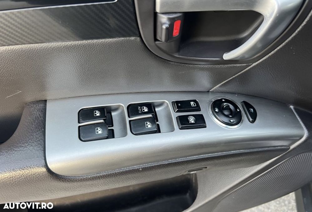 Hyundai Santa Fe 2.2 DSL 4WD Aut. Premium - 12