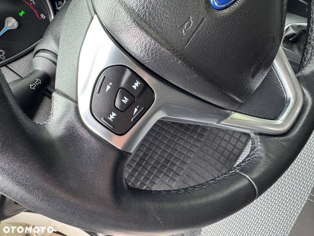 Ford EcoSport 1.0 EcoBoost TITANIUM - 23
