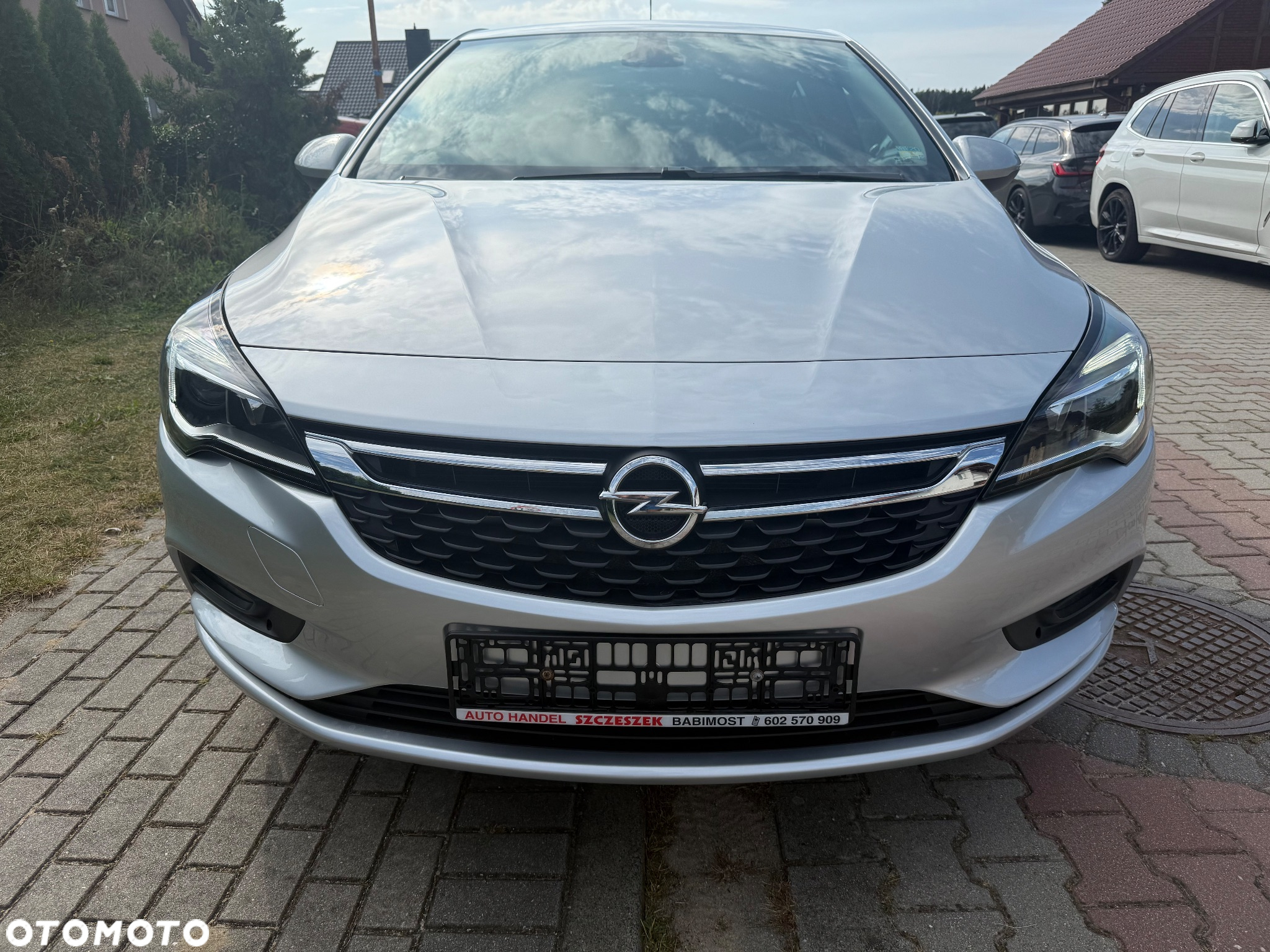 Opel Astra 1.0 Turbo Start/Stop 120 Jahre - 8