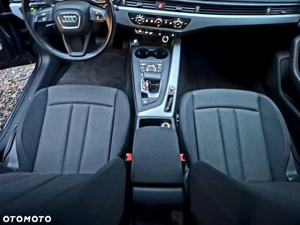 Audi A4 Avant 2.0 TDI Sport S tronic - 19