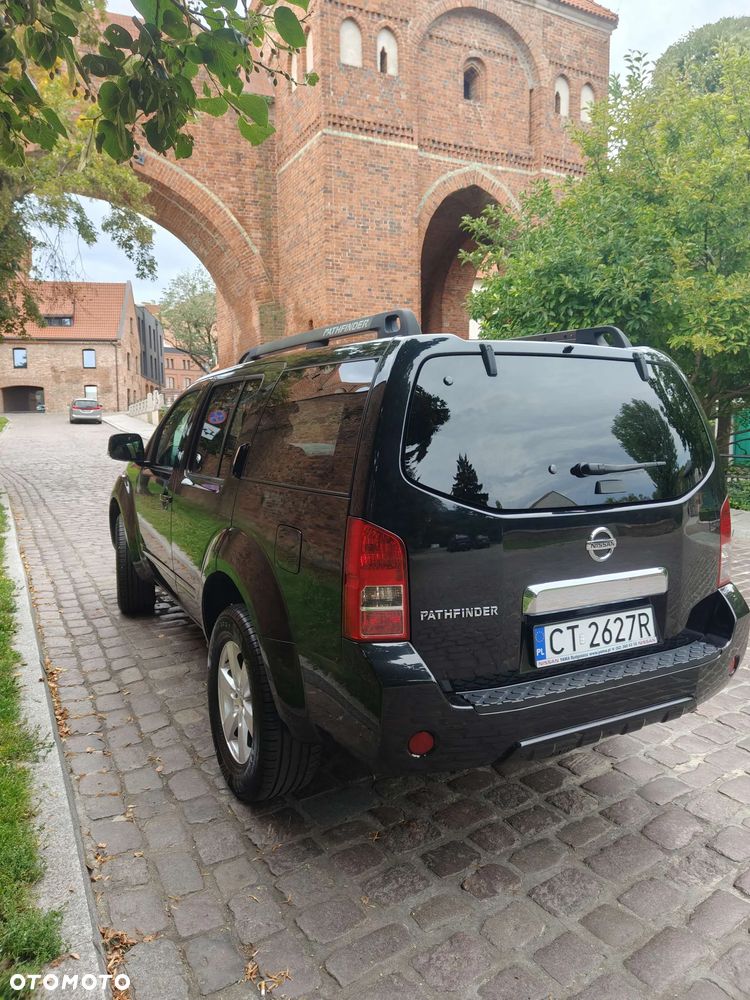 Nissan Pathfinder 2.5 D SE EU5 - 11