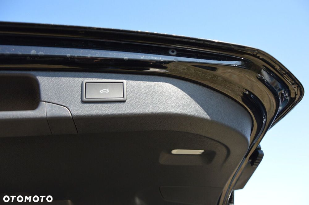 Volkswagen Passat - 19