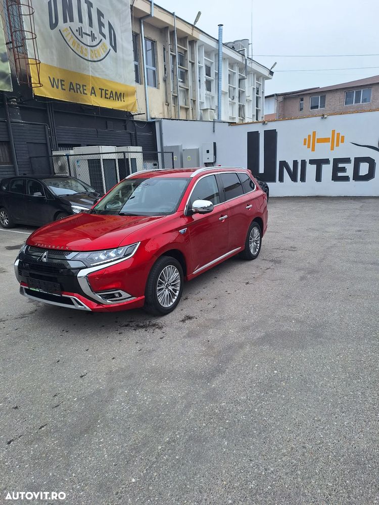 Mitsubishi Outlander PHEV 2.4 L 4X4 Instyle+ - 7