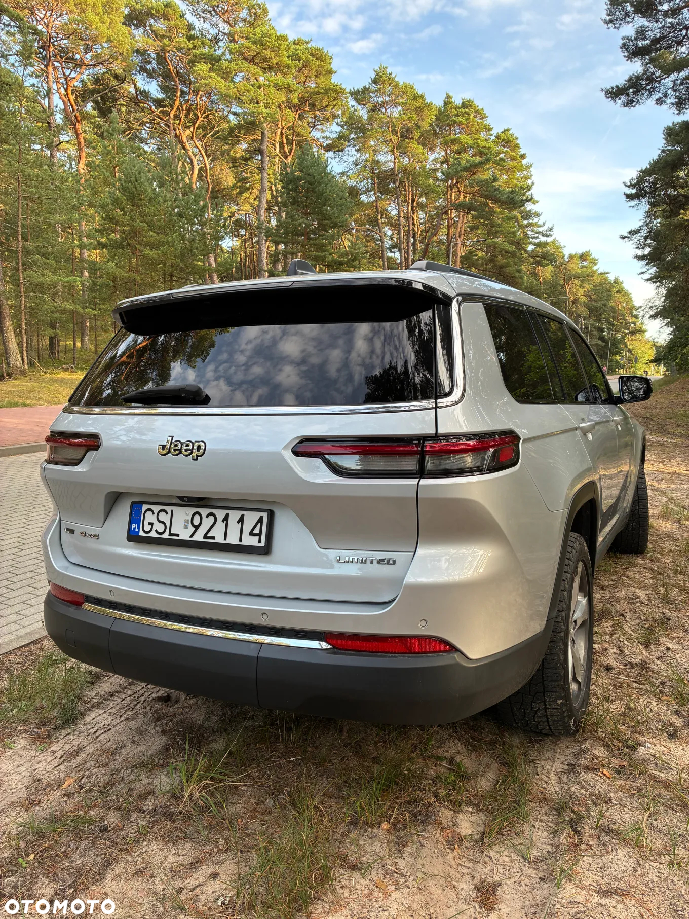 Jeep Grand Cherokee - 8