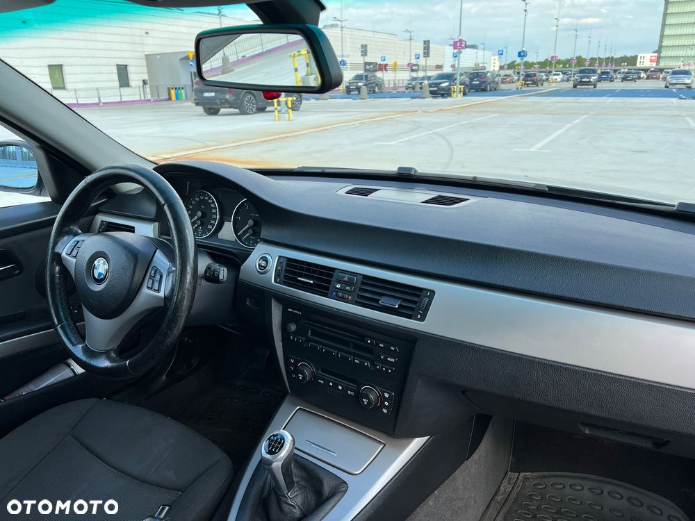BMW Seria 3 - 12