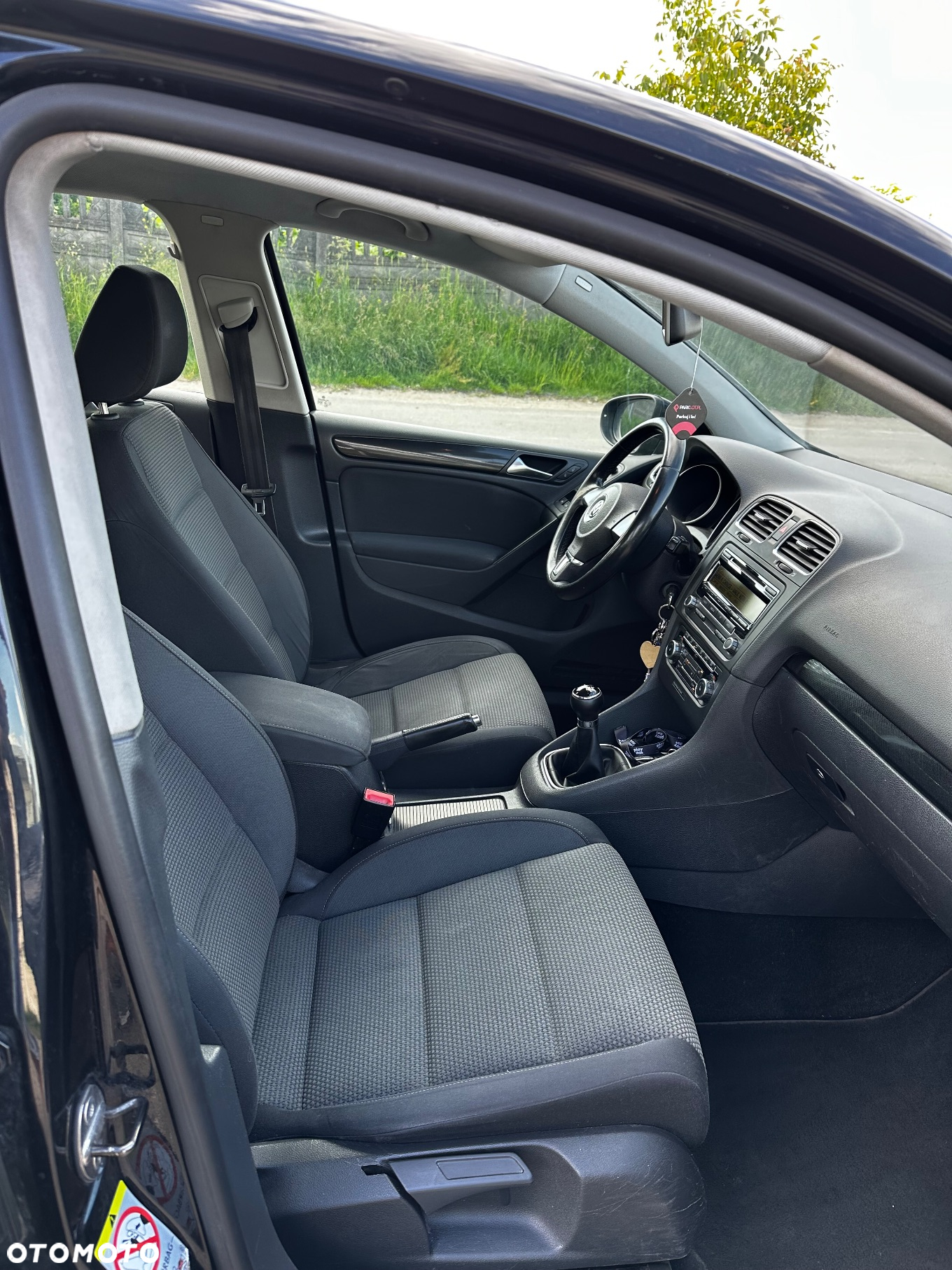 Volkswagen Golf 1.6 TDI DPF MATCH - 19