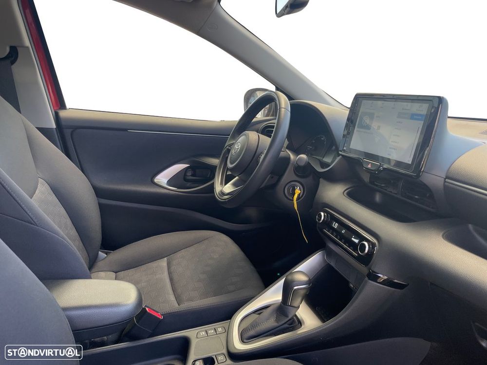 Toyota Yaris - 11
