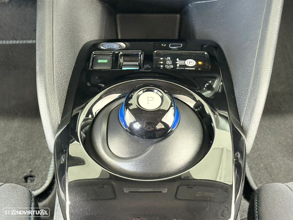 Nissan Leaf Acenta Access - 31