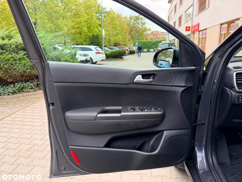 Kia Sportage 1.6 GDI 2WD SPIRIT - 17
