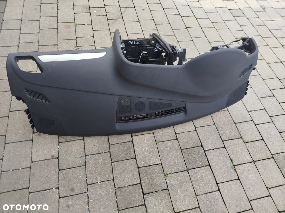 Audi A4 B8 deska rozdzielcza konsola - 2