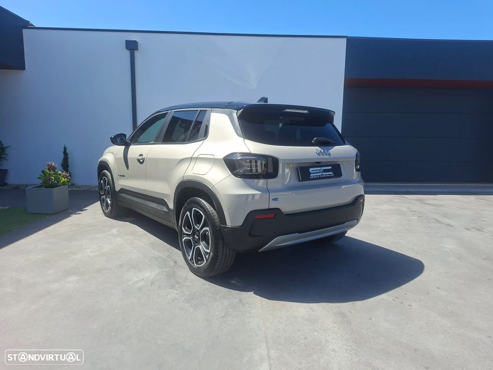Jeep Avenger 54 kWh Altitude - 11