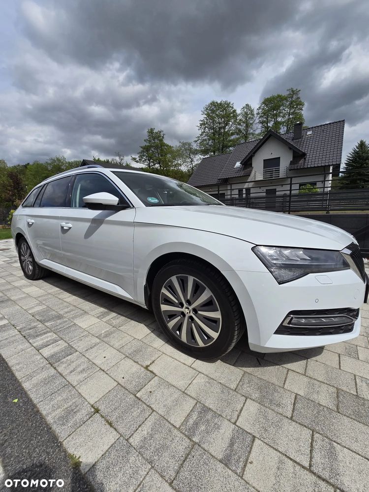 Skoda Superb 2.0 TDI SCR Ambition DSG - 4