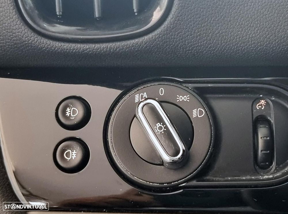 MINI Countryman Cooper SE ALL4 Auto - 25