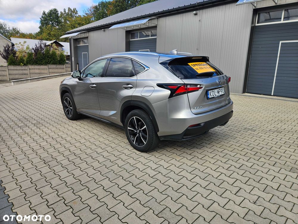 Lexus NX