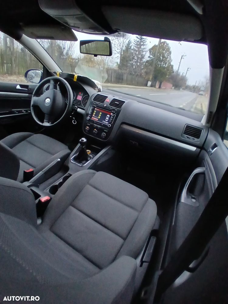 Volkswagen Golf 2.0 TDI Comfortline - 4