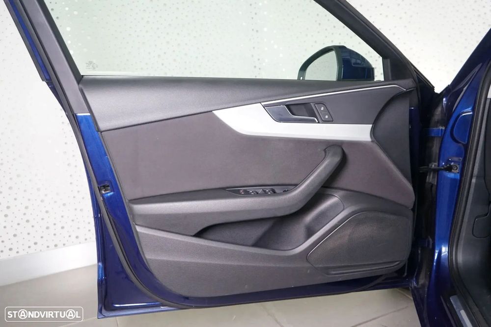 Audi A4 Avant - 19