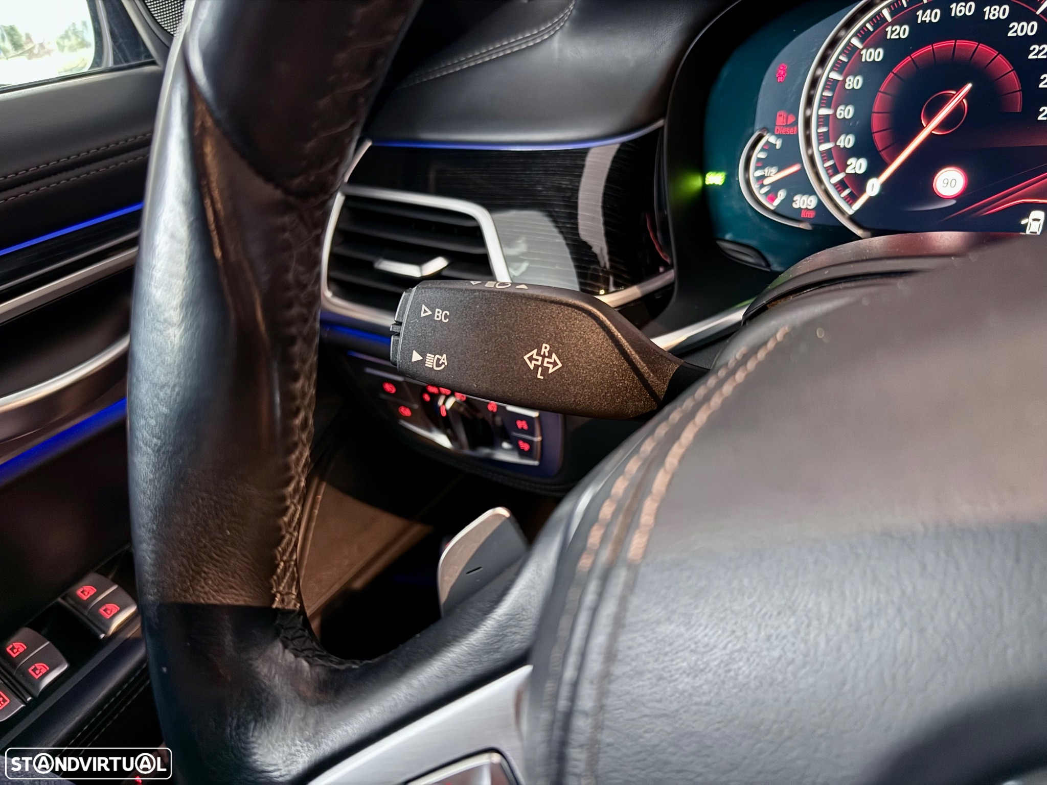 BMW 740 d xDrive Pack M - 19
