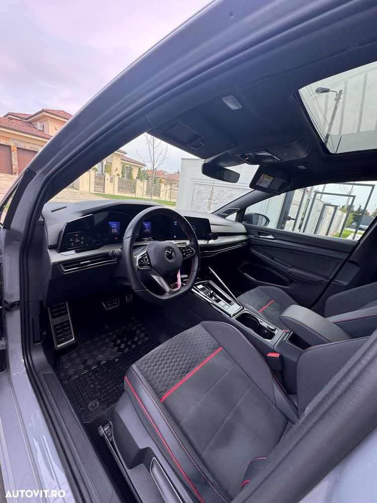 Volkswagen Golf 2.0 TSI DSG 4Motion R - 5