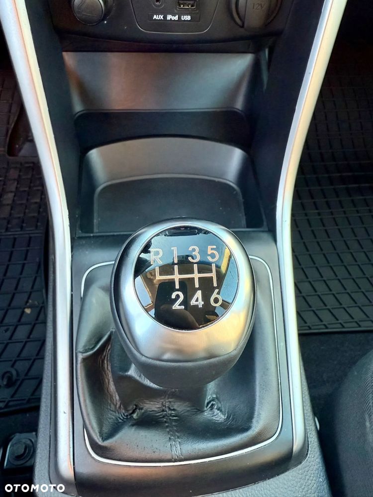 Hyundai i30 1.4 Fifa World Cup Edition - 14