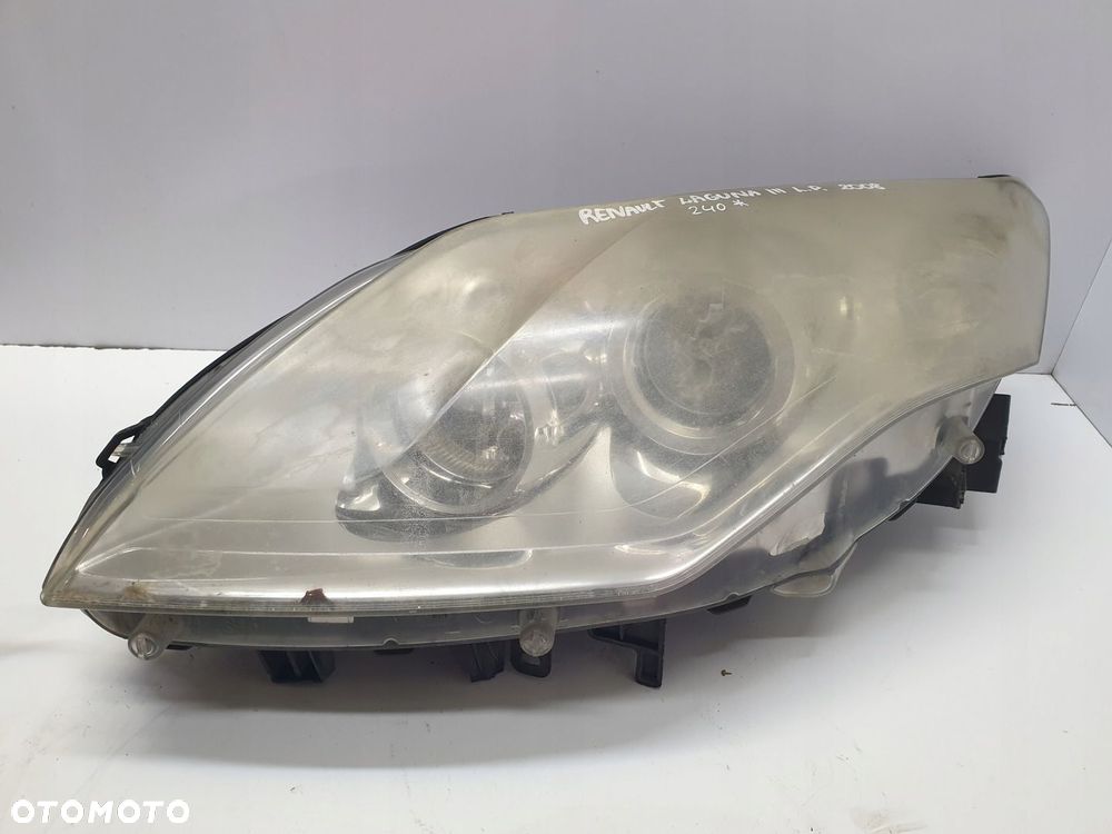 REFLEKTOR LAMPA PRZEDNIA PRAWA PRZÓD PRAWY RENAULT LAGUNA III 2008 ROK - 2