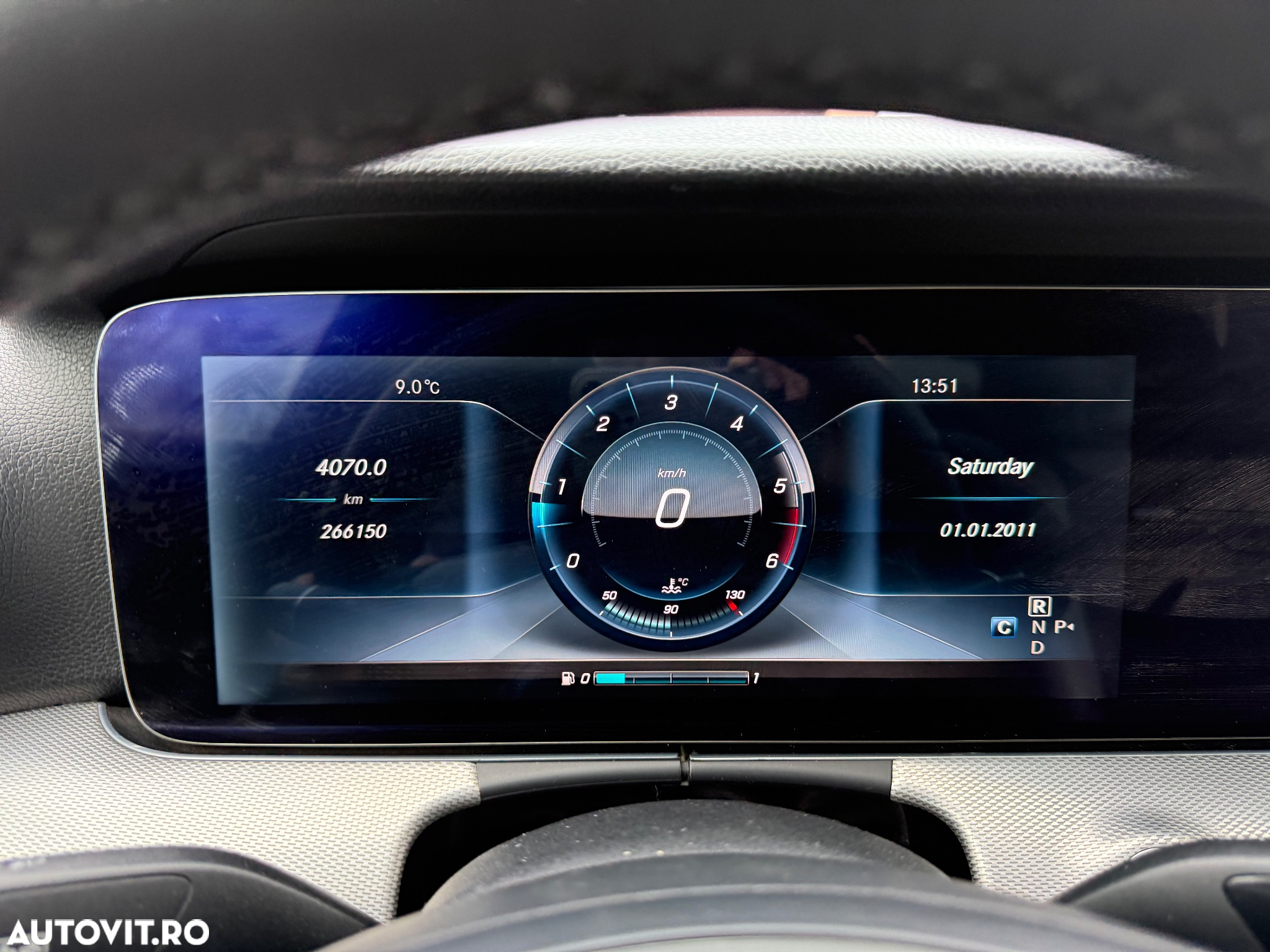 Mercedes-Benz E 220 d 9G-TRONIC AMG Line - 36