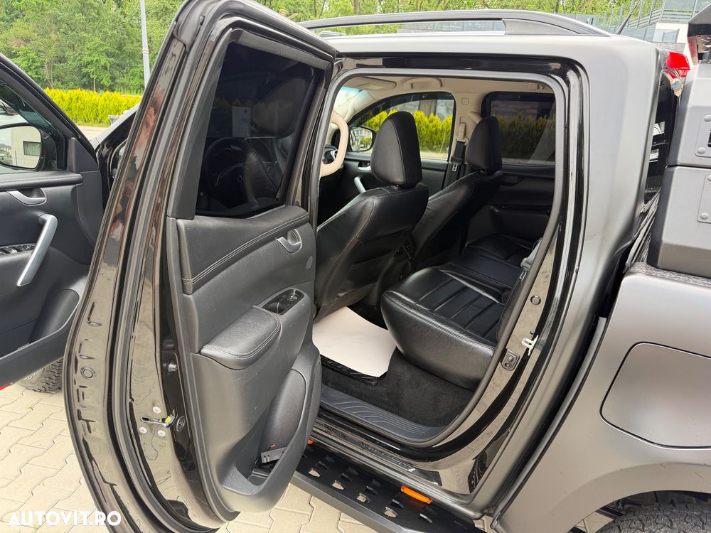 Mercedes-Benz X - 8