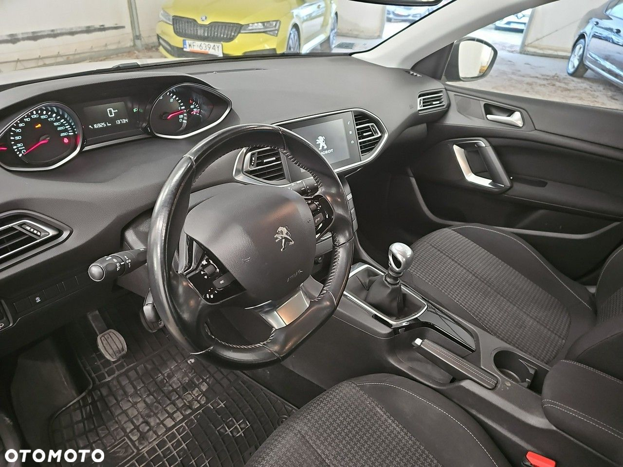 Peugeot 308 - 13